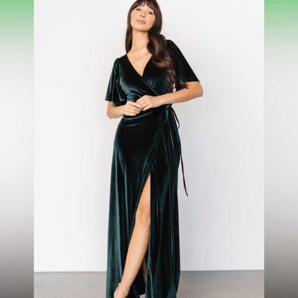 Women’s velvet long wrap dress. Dark green
